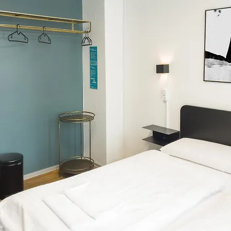 Hotel Where To Sleep 2*