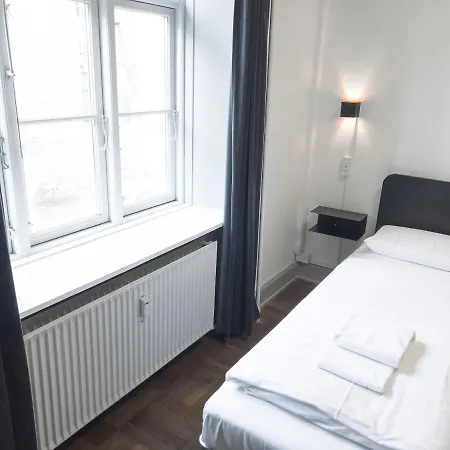 Hotel Where To Sleep