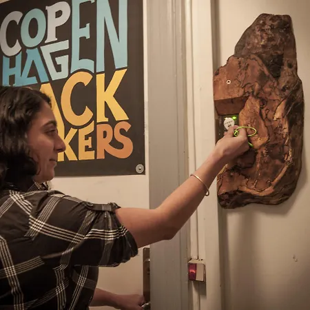 Where To Sleep Hotel