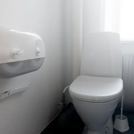 Hotel Where To Sleep 2*