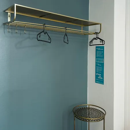 Hotel Where To Sleep