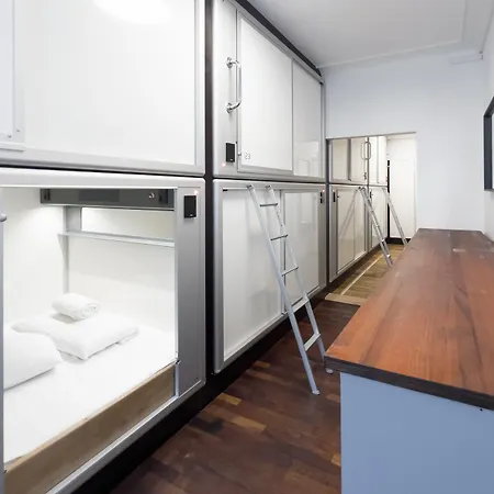 Hotel Where To Sleep