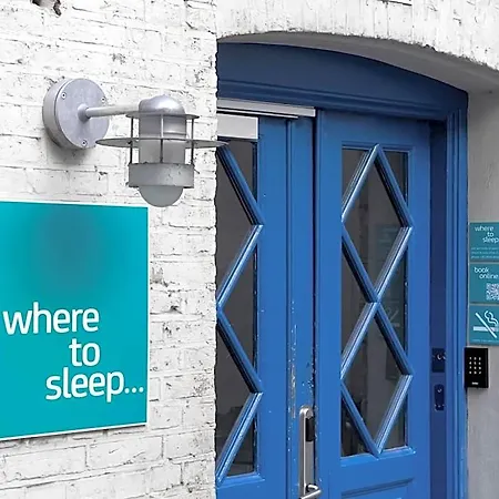 Where To Sleep Hotel