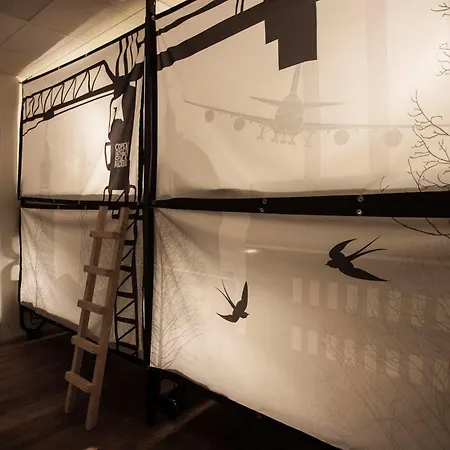 Hotel Where To Sleep 2*