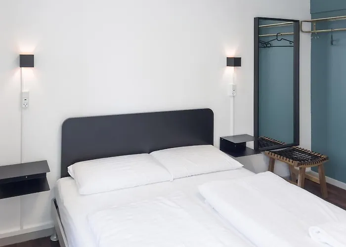 Where To Sleep Hotell 2*