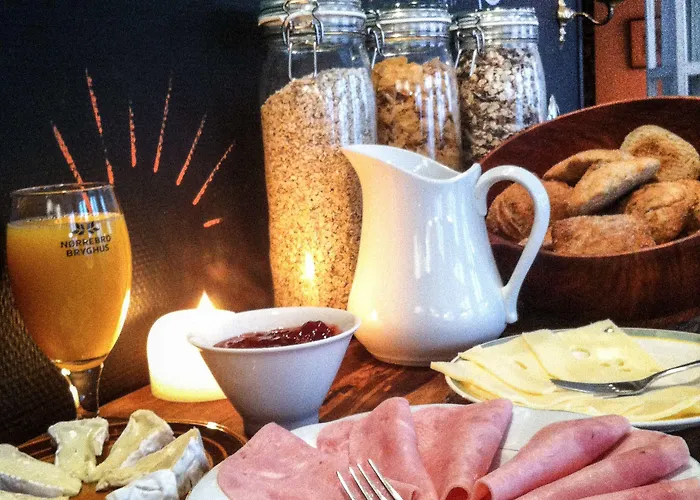 호텔 Where To Sleep 2*