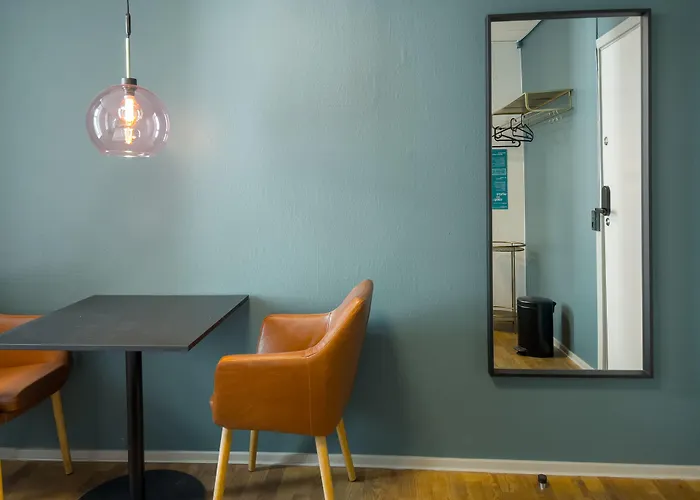 Where To Sleep 호텔